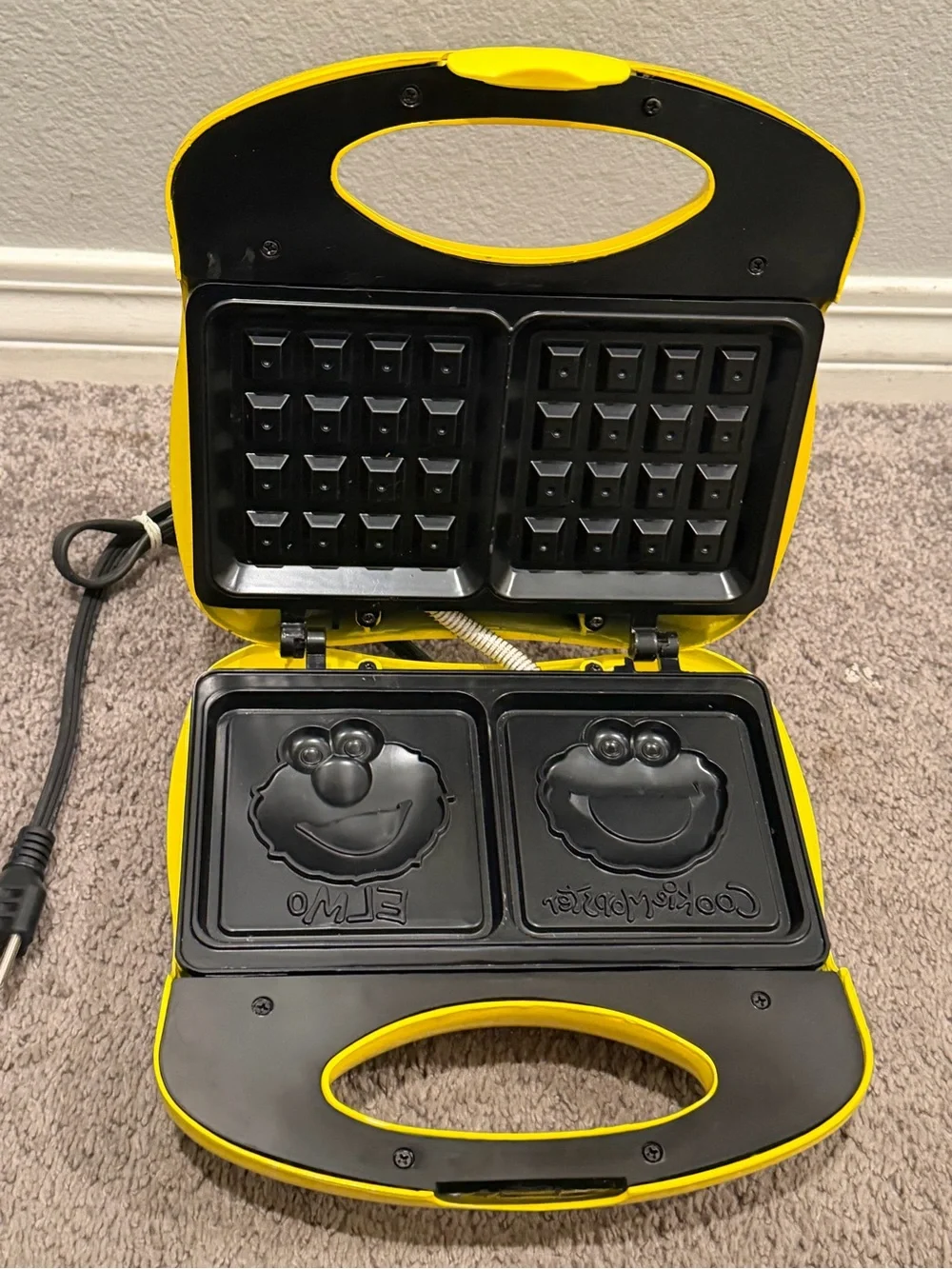 Sesame Street Yellow Handheld waffle Maker